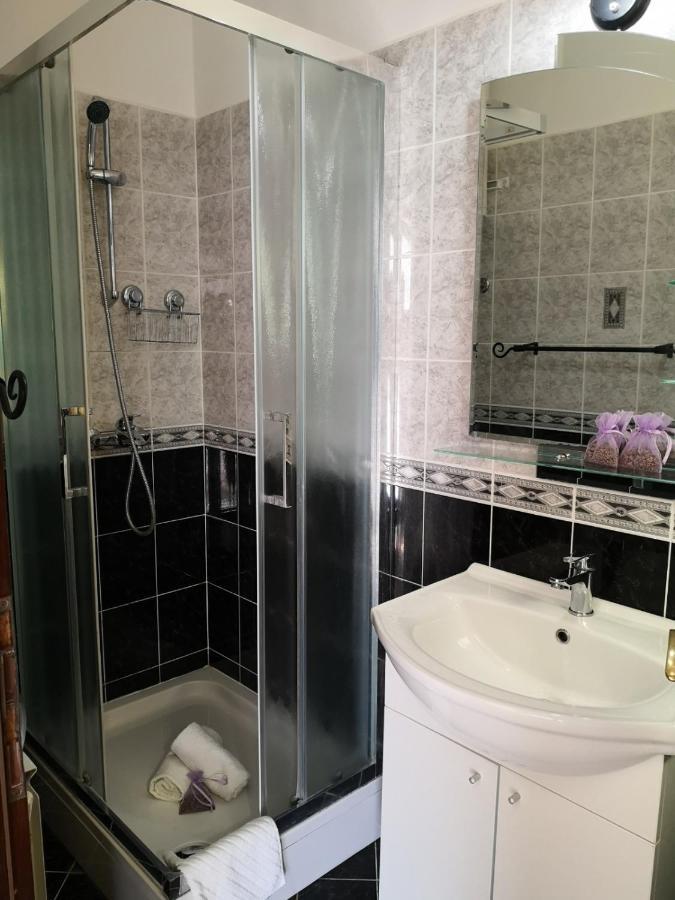 Apartment Poesia Пореч Екстер'єр фото